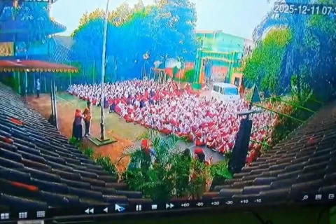 Pagi Mencekam di SD Jakut Gara-gara Mobil MBG Rem Blong dan gas lengket Tabrak Siswa